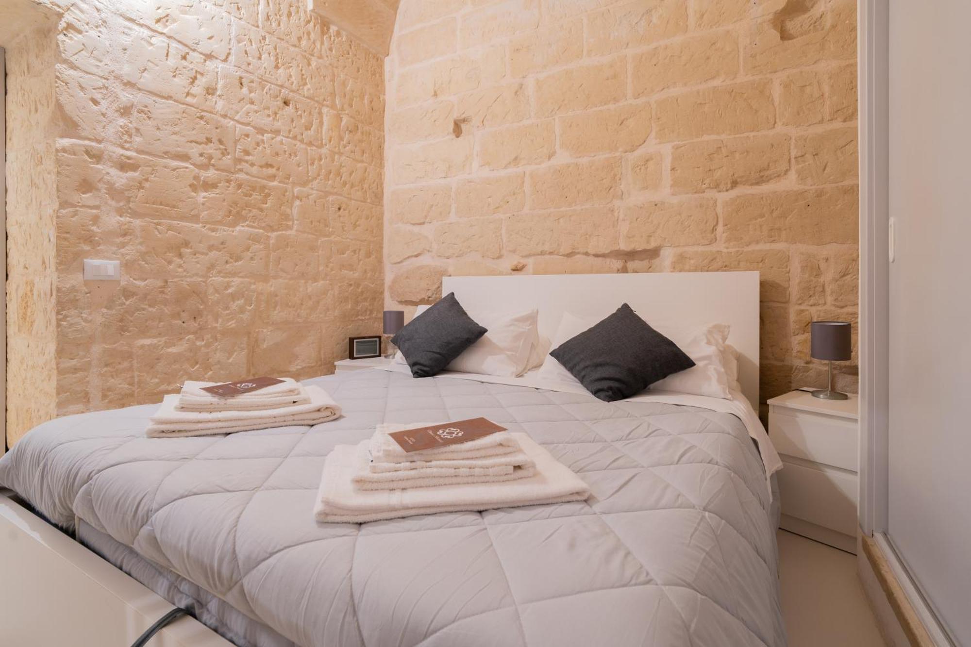 Dimora Barocca Apartment Irene Lecce Zewnętrze zdjęcie